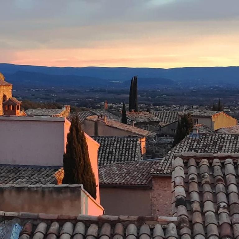 Au Bregnat Vue du mont Ventoux - Maison 3 Chambres - 23
