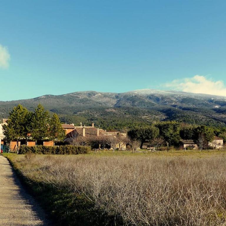 Au Bregnat Vue du mont Ventoux - Maison 3 Chambres - 31