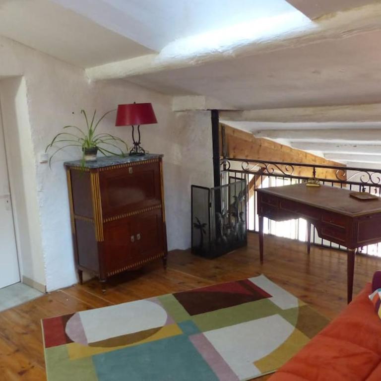 Au Bregnat Vue du mont Ventoux - Maison 3 Chambres - 44