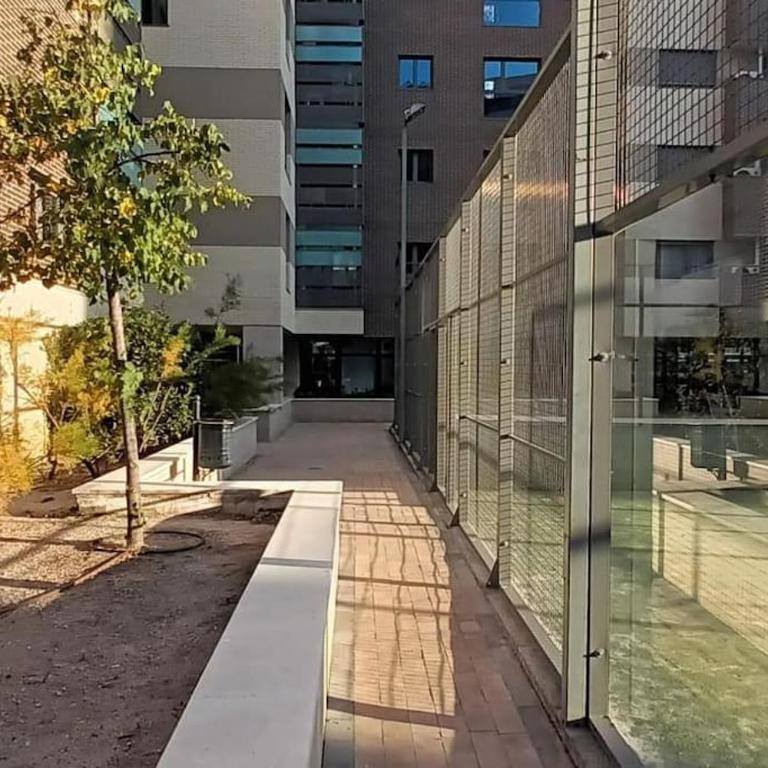 Valdebebas Formula 1 con garaje gimnasio y piscina - Apartment mit 1 Schlafzimmer - 35