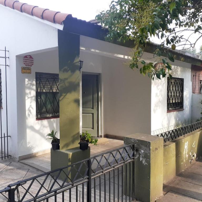 Salta Paradise - Two-Bedroom House - 1