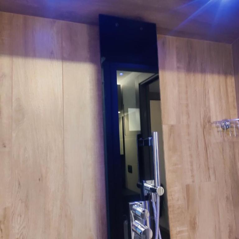 TANA DELLA MARMOTTA - renovated, ski in ski out, turkish bath, garage, storage - Appartamento con 1 Camera da Letto - 12