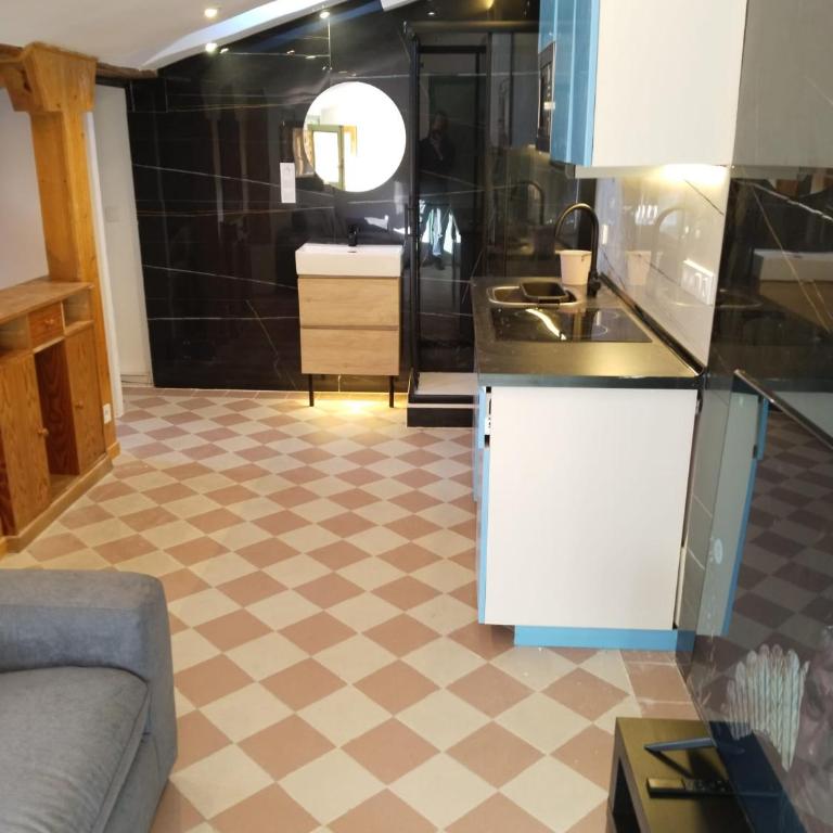 Apartments Plaza Mayor, Madrid Center - Apartamento Ático - 5