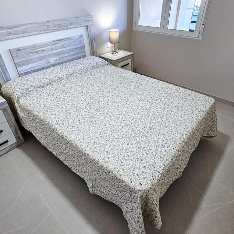 Apartamento REFORMADO con PARKING a 1 minuto de la PLAYA - Apartamento de 3 dormitorios - 32