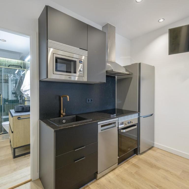 Gran Vía Capitals Residences - by MONARO - Apartamento Superior - 7