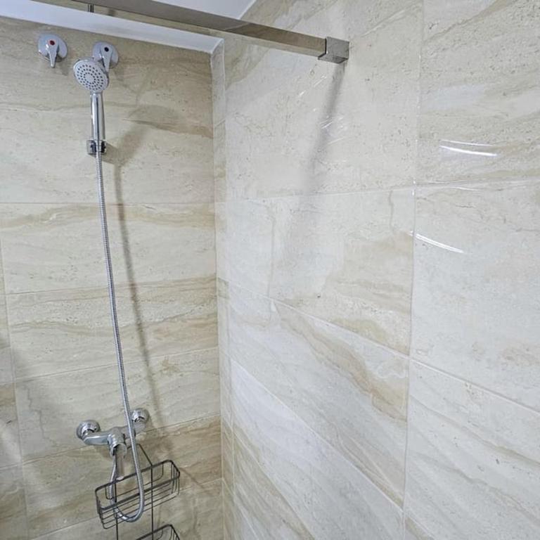 Apartamento REFORMADO con PARKING a 1 minuto de la PLAYA - Apartamento de 3 dormitorios - 28
