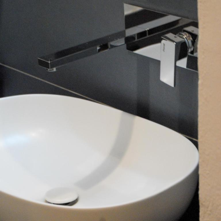 Bed & Breakfast SpaccaNapoli 56 - Camera Matrimoniale - 9