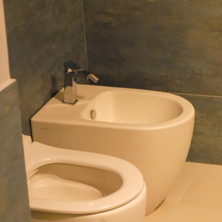 Bed & Breakfast SpaccaNapoli 56 - Ampia Camera Matrimoniale - 8