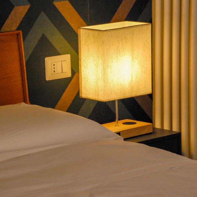 Bed & Breakfast SpaccaNapoli 56 - Camera Matrimoniale Superior - 6