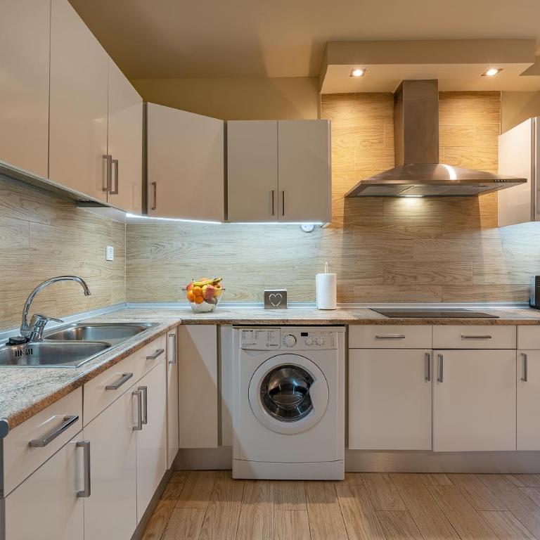Apartamento Alminar - Three-Bedroom Apartment - 32
