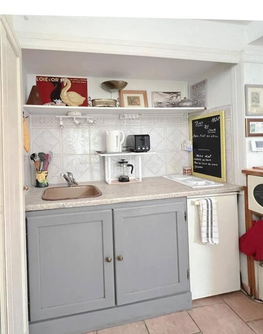 Tranquil apt with patio, Pézenas historic centre - Appartement 2 Chambres - 2
