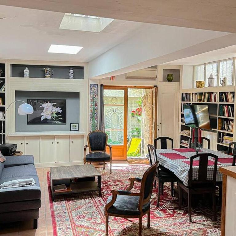 Tranquil apt with patio, Pézenas historic centre - Appartement 2 Chambres - 3