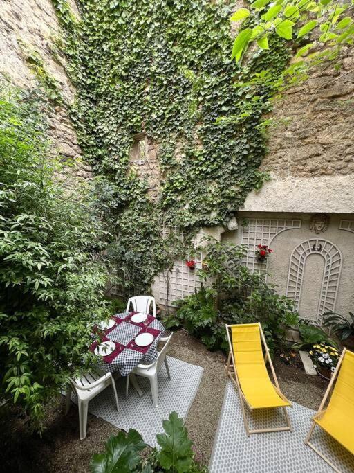 Tranquil apt with patio, Pézenas historic centre - Appartement 2 Chambres - 9