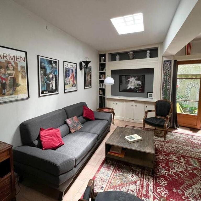 Tranquil apt with patio, Pézenas historic centre - Appartement 2 Chambres - 14