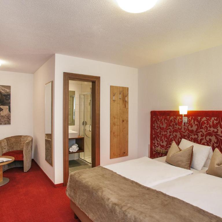 Hotel Garni Chasa Sulai - Doppel- oder Zweibettzimmer - 5