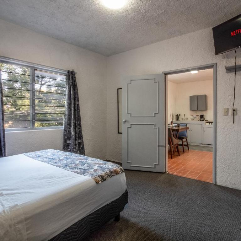 Céntrico Estudio en Chapalita Tu Refugio Ideal 15 - Apartamento de 1 dormitorio - 1