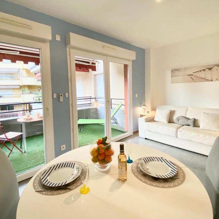 Inter Superb Studio Piscine 5 min gare - Appartement avec Douche - 3