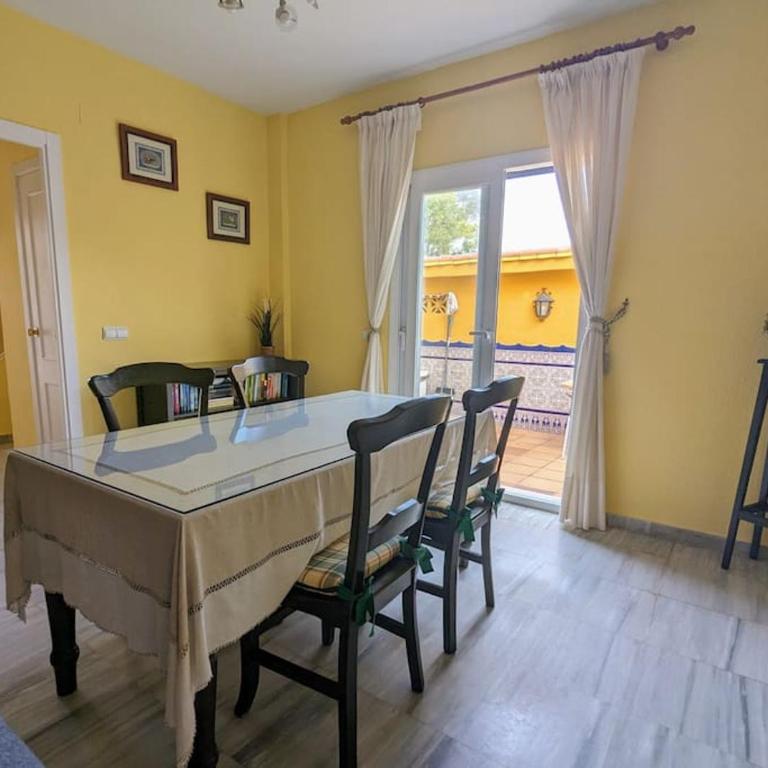 Adosada en El Puerto Santa María - Casa de 4 dormitorios - 6