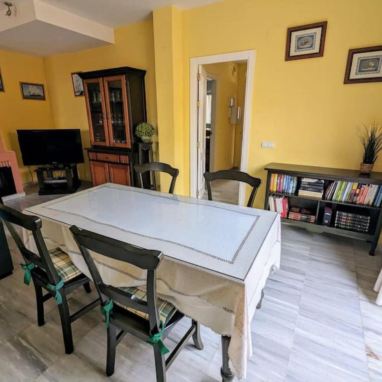Adosada en El Puerto Santa María - Casa de 4 dormitorios - 5
