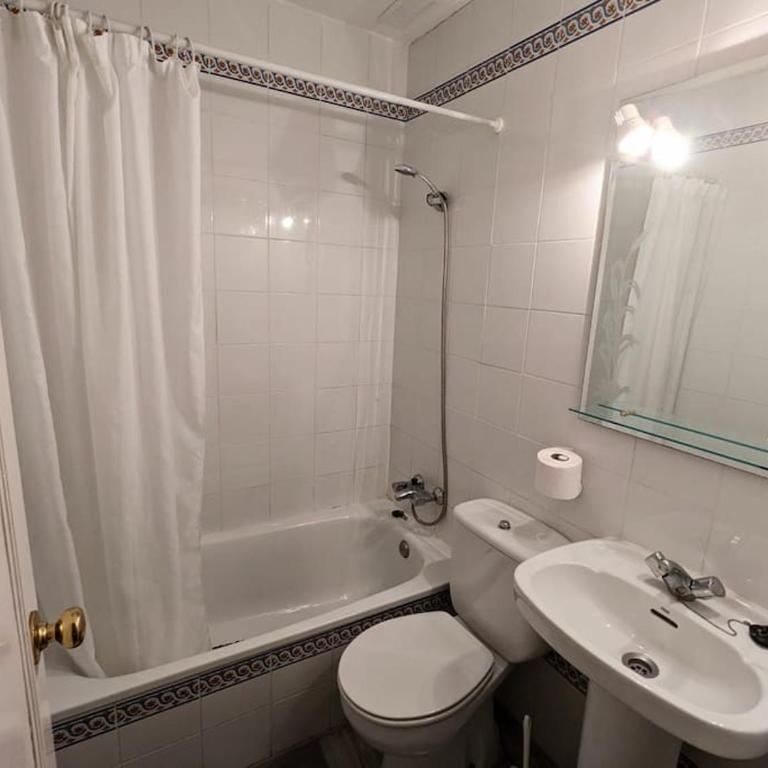 Adosada en El Puerto Santa María - Casa de 4 dormitorios - 16