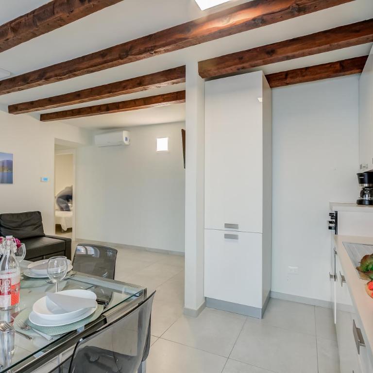 Appartamento Fabrizia - Happy Rentals - Appartamento con 2 Camere da Letto - 12