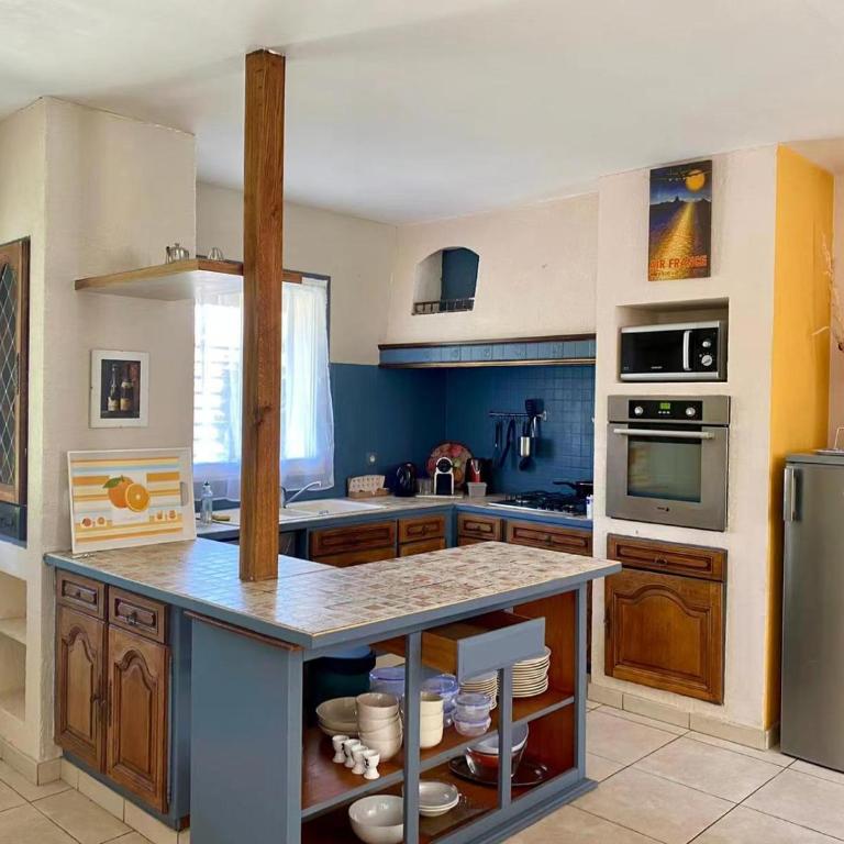 Charmante Maison provençale avec piscine dans Avignon - Haus mit 4 Schlafzimmern - 7