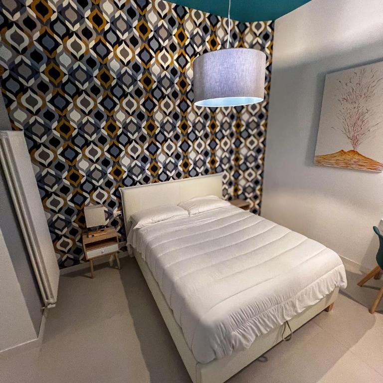 Bed & Breakfast SpaccaNapoli 56 - Camera Matrimoniale con Bagno Privato - 1