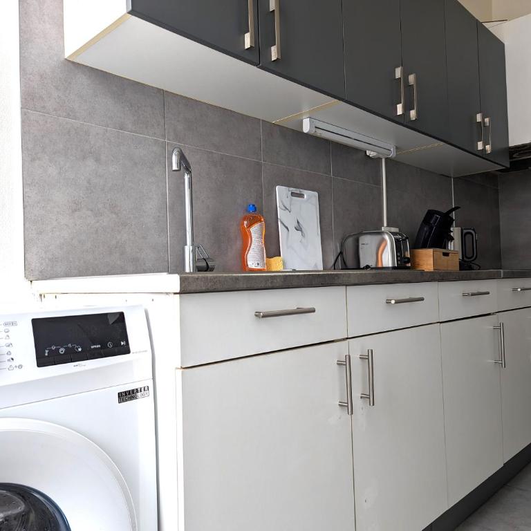Le Mirage - appartement 2 chambres, salon, cuisine équipée, parking et wifi gratuit - Apartment mit 2 Schlafzimmern - 7