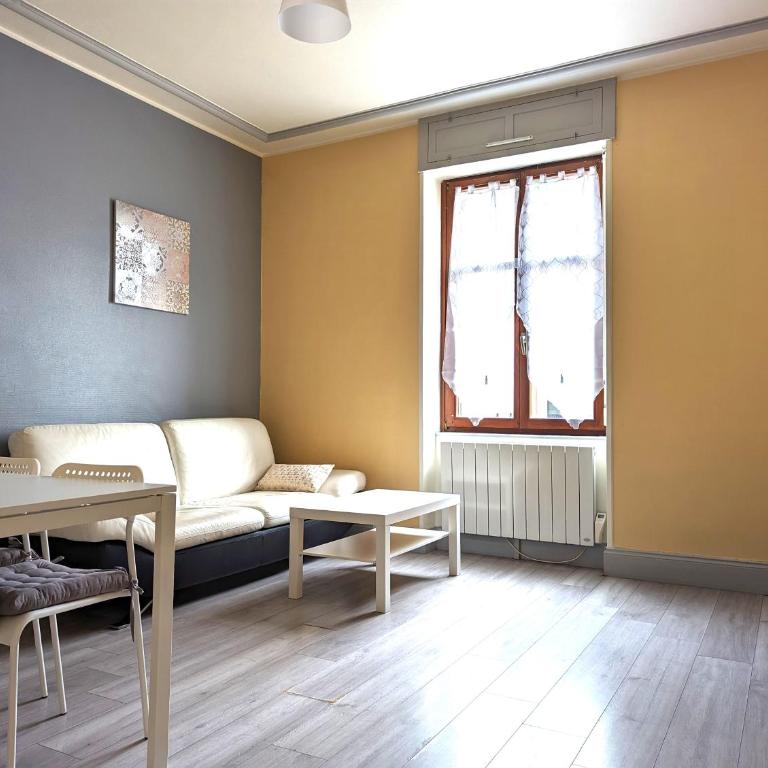 Le Mirage - appartement 2 chambres, salon, cuisine équipée, parking et wifi gratuit - Apartment mit 2 Schlafzimmern - 4