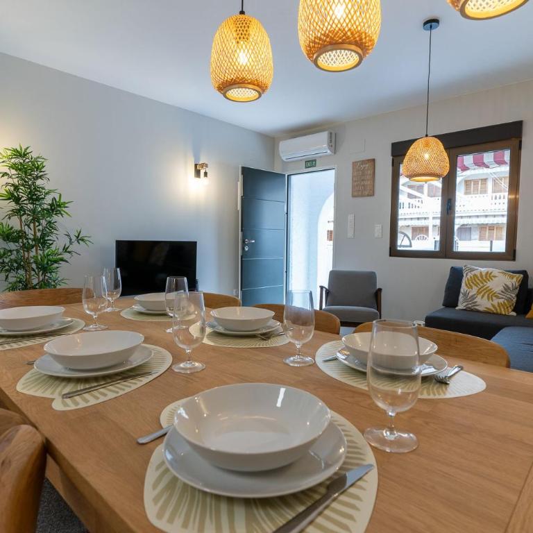 rentafive - Gran casa reformada - Terraza - Casa de 4 dormitorios - 21
