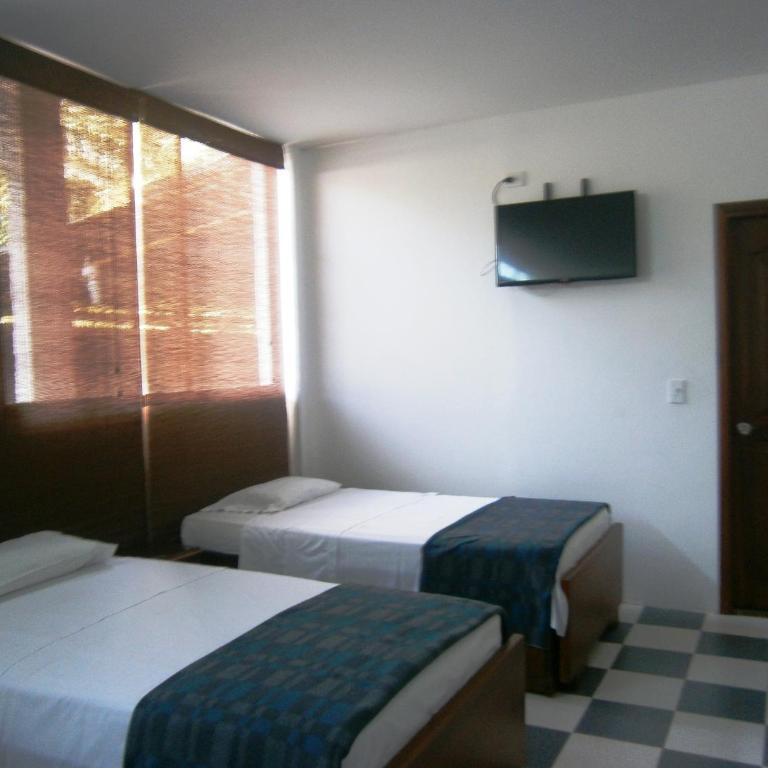 Hotel Shalom PHE Guaduas - Habitación Triple - 6