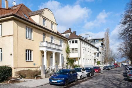 2bedroom in historic villa near Nymphenburg Palace - Apartment - 19