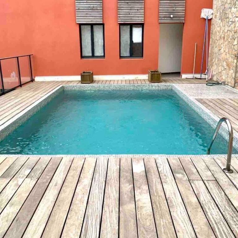 F1 4-Bedrooms Villa with Parking, AC & Pool 8 to 10 guests - Villa Supérieure - 26