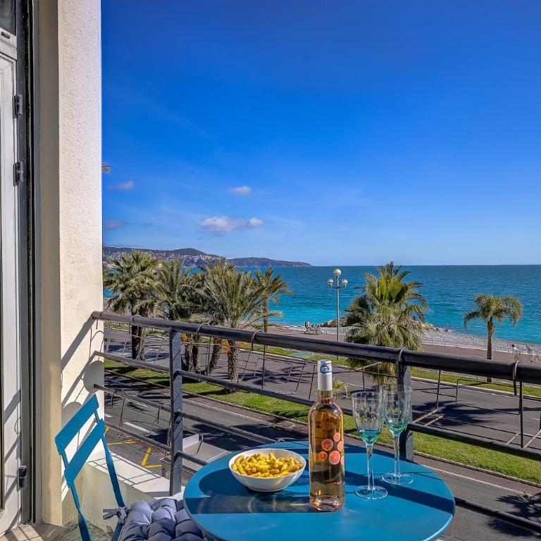 Maison Bianchi - 187 Promenade des Anglais - Sea view - Appartement - Vue sur Mer - 1