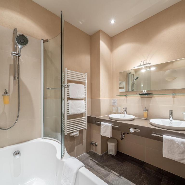 Hotel Madeleine - Suite mit Balkon - 2