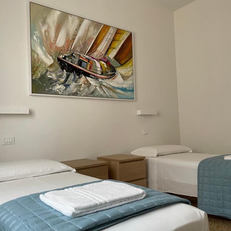 Palazzo Antoniazzi - Two-Bedroom Apartment - 16