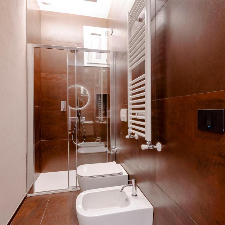 FLORENCE SEASONS B&B - Deluxe Quadruple Room - 13