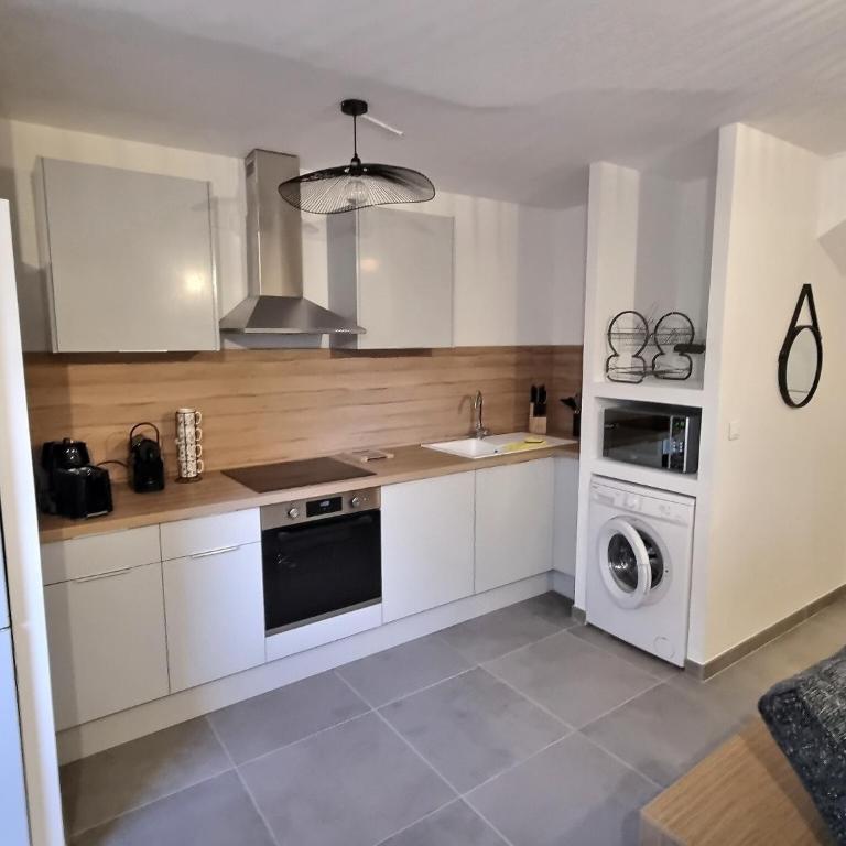 Appartement T3 72m2 Rénové Vieux port Marseille - Appartement 2 Chambres - 20