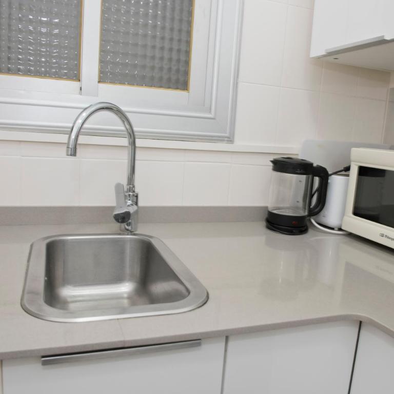 Apartamento Gaudí-Sant Pau - Two-Bedroom Apartment - 14