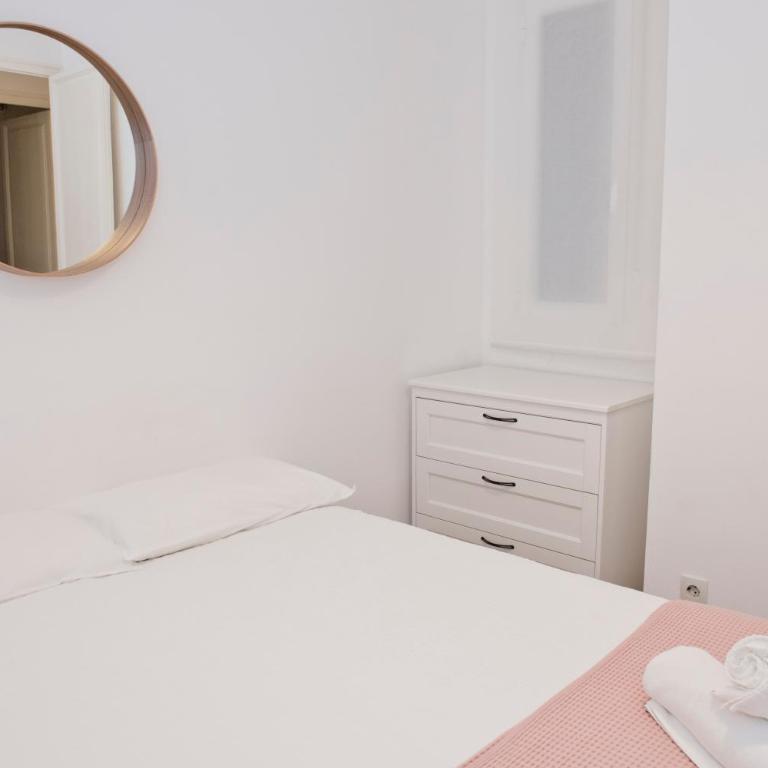 Apartamento Gaudí-Sant Pau - Two-Bedroom Apartment - 17