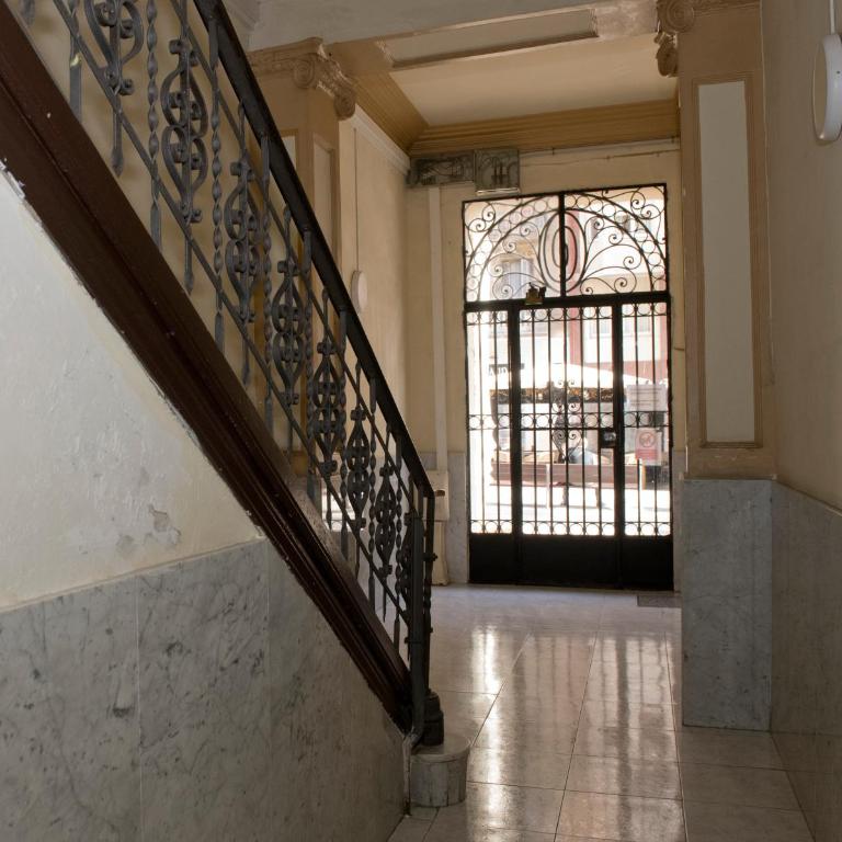 Apartamento Gaudí-Sant Pau - Two-Bedroom Apartment - 36