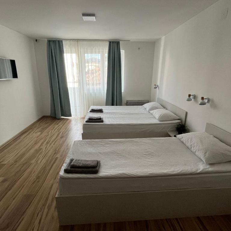 Milutinn-Kruška-Magnolija - One-Bedroom Apartment - 11