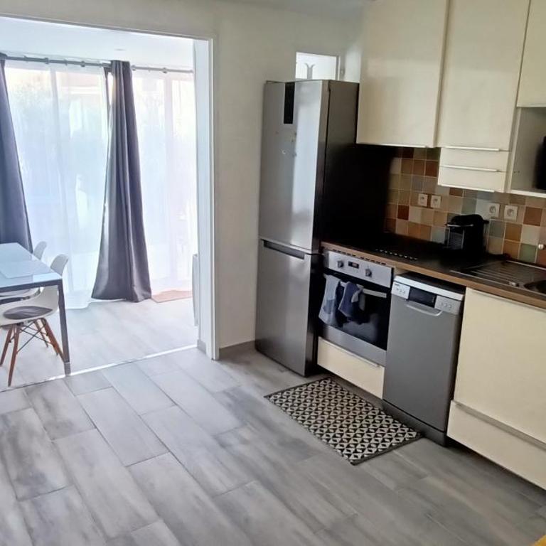 Port Cogolin, T2 calme dans belle résidence, piscine, proche St Tropez - Appartamento con 2 Camere da Letto - 8