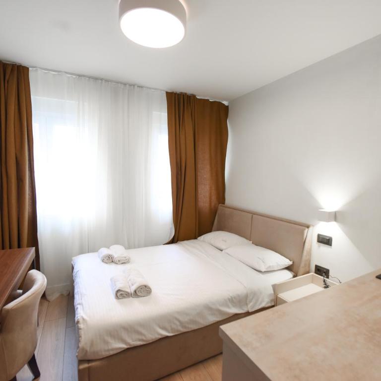 Iva Old Town - Deluks Dvokrevetna Soba sa Bračnim Krevetom - 22