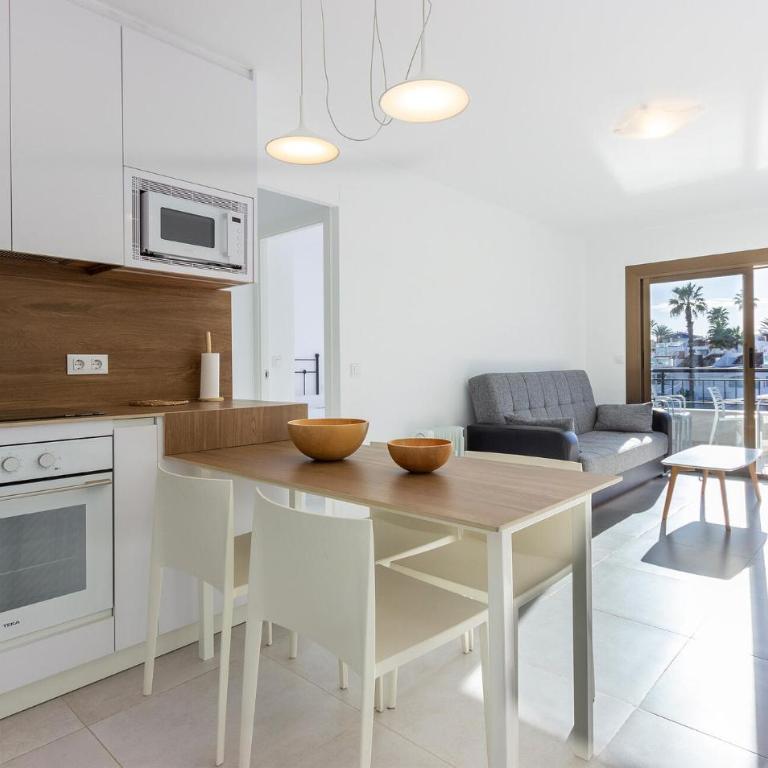 Cozy Apartment In Orihuela With Wifi - Apartamento de 2 dormitorios - 3