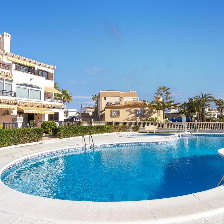 Cozy Apartment In Orihuela With Wifi - Apartamento de 2 dormitorios - 8