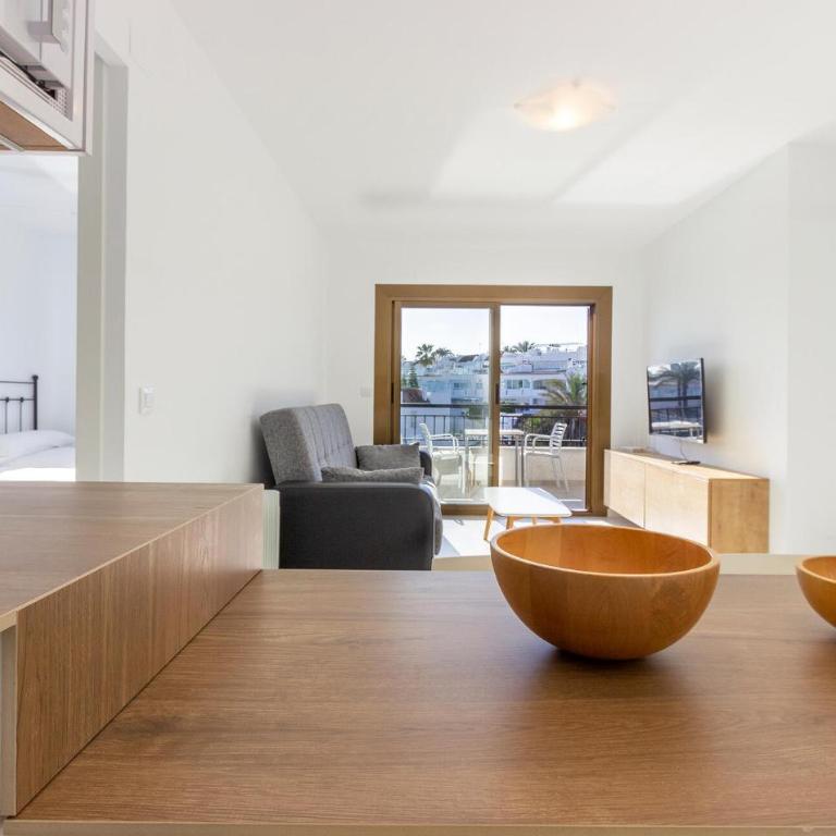 Cozy Apartment In Orihuela With Wifi - Apartamento de 2 dormitorios - 16