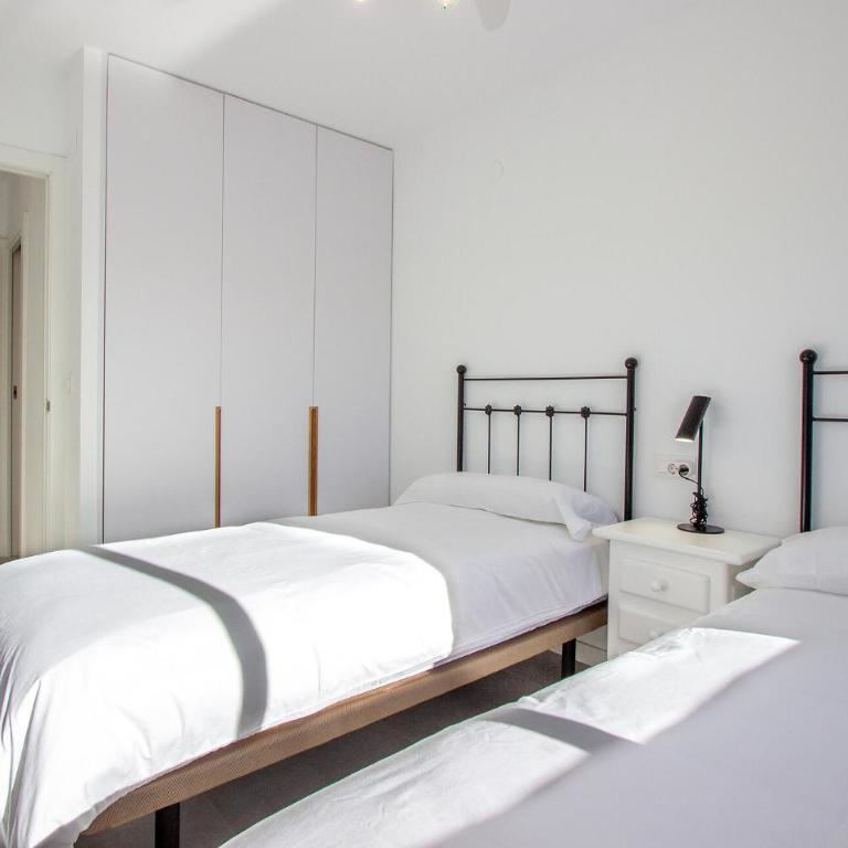 Cozy Apartment In Orihuela With Wifi - Apartamento de 2 dormitorios - 19