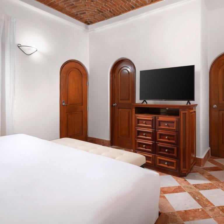 Eurostars Hacienda Vista Real - Deluxe Double Room - 1