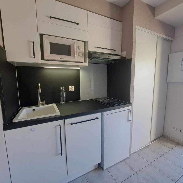 Studio cabine 4 pers, parking privé et piscine - FR-1-326-774 - Studio - 7
